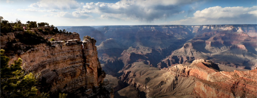 Sweeping view of the Grand Canyon